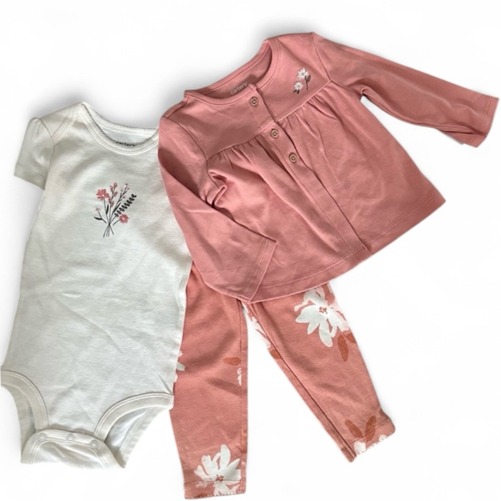 *New* Carter's Baby Girl 3-Piece Outfit Size 12 Months Cardigan Bodysuit Pants 🌸
